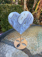 Load image into Gallery viewer, Druzy Agate Heart Carving with Stand
