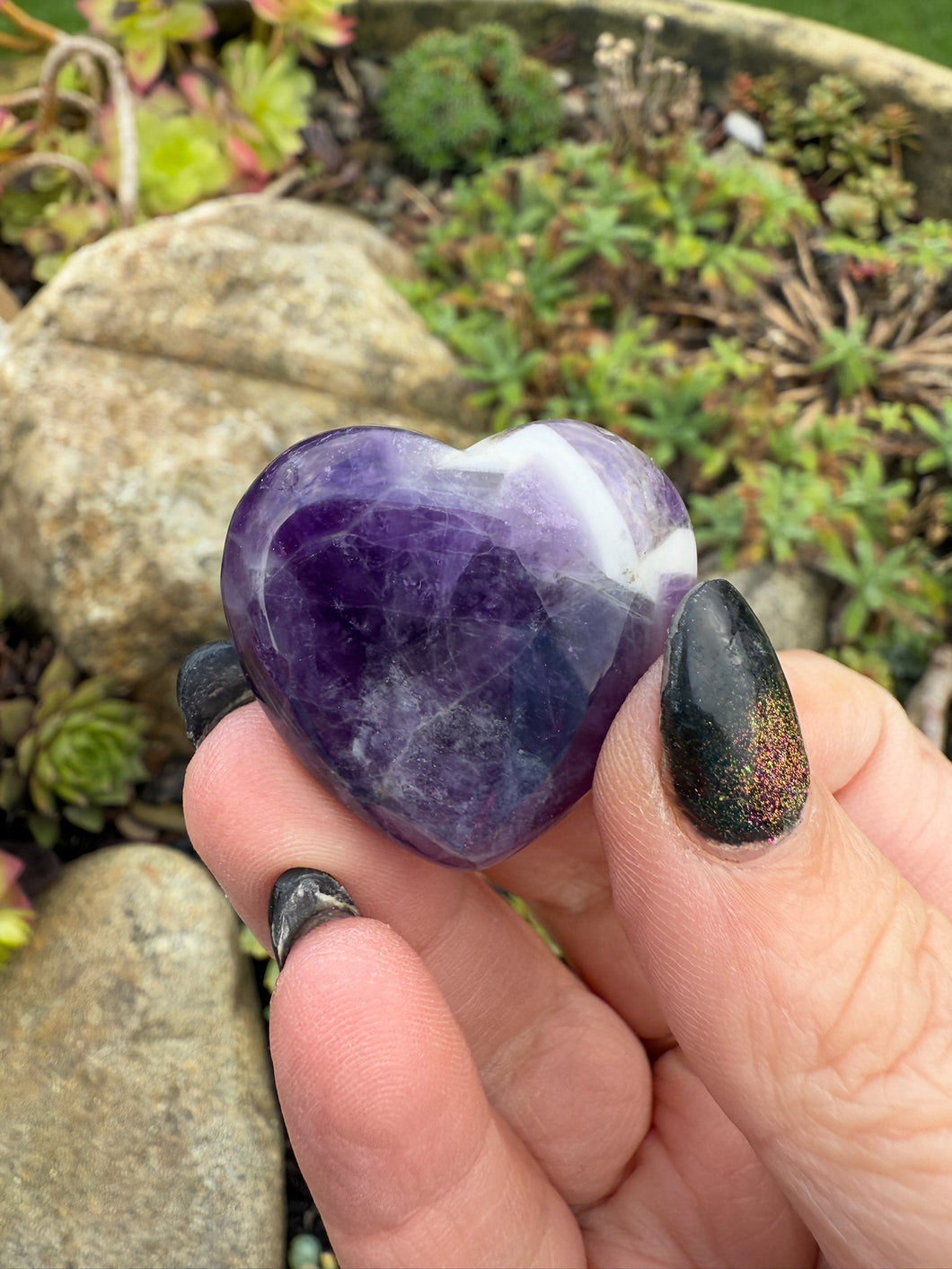 Chevron Amethyst Carving