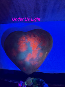 UV Reactive Hackmanite Heart Carving