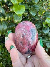 Load image into Gallery viewer, Rhodonite Palmstone with Sheen
