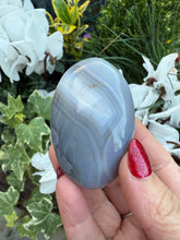 Load image into Gallery viewer, Natural Agate Palmstone
